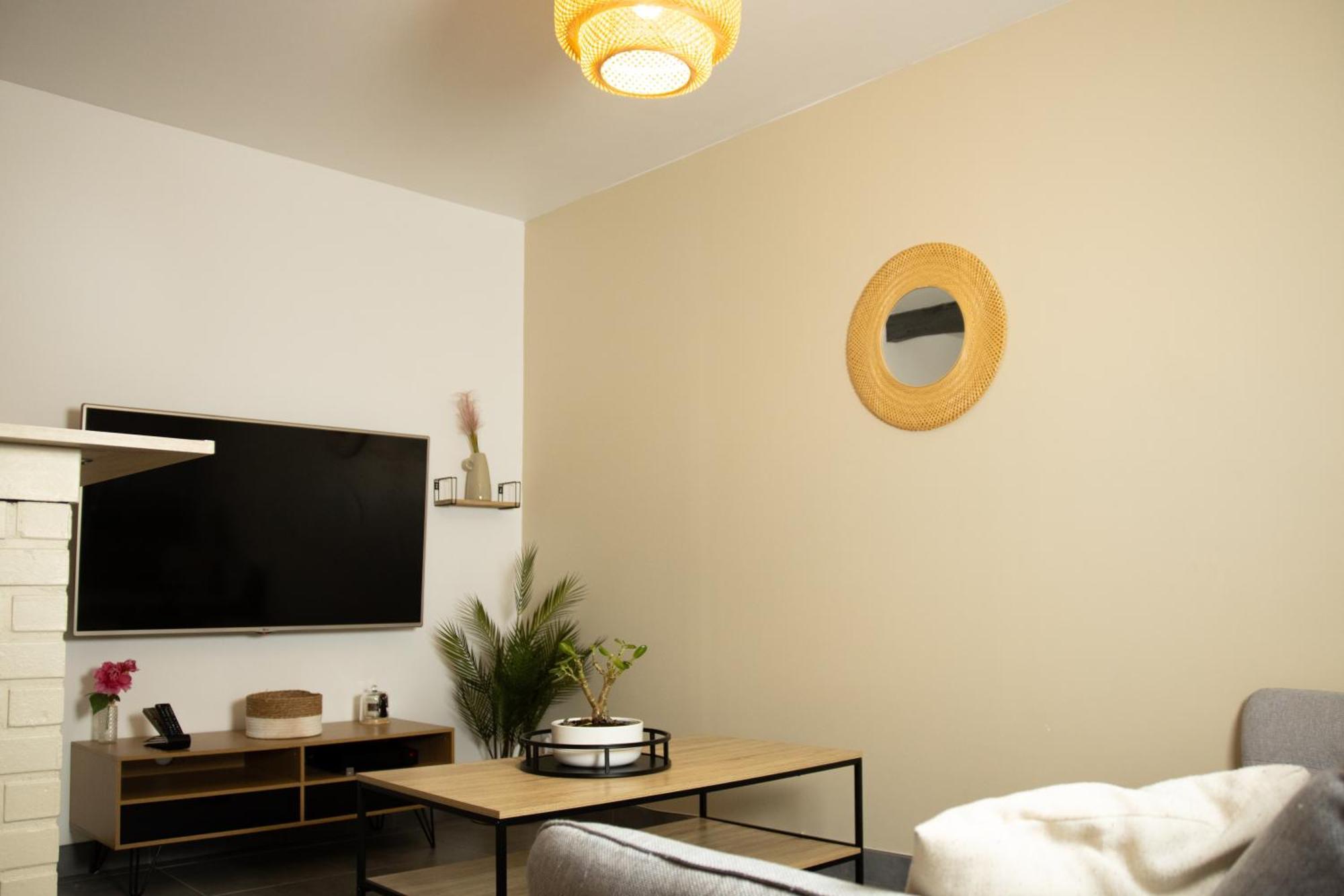 Charmante Maisonnette Centre Nemours Dış mekan fotoğraf